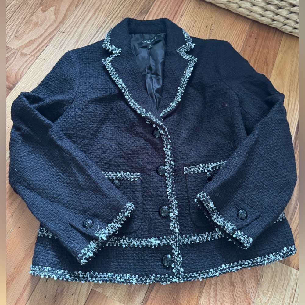 DONATED! GORGEOUS BLACK TWEED BLAZER